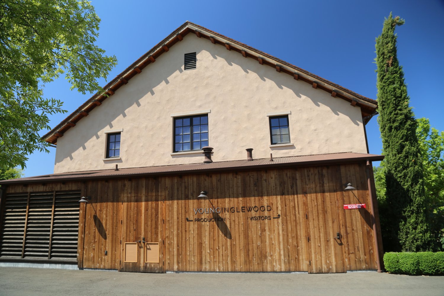 Young Inglewood Vineyards